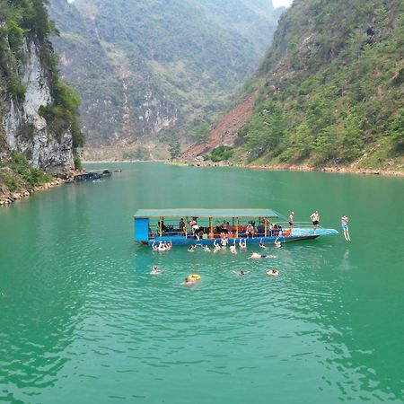 Quiri Hostel Ha Giang Lang Lap エクステリア 写真