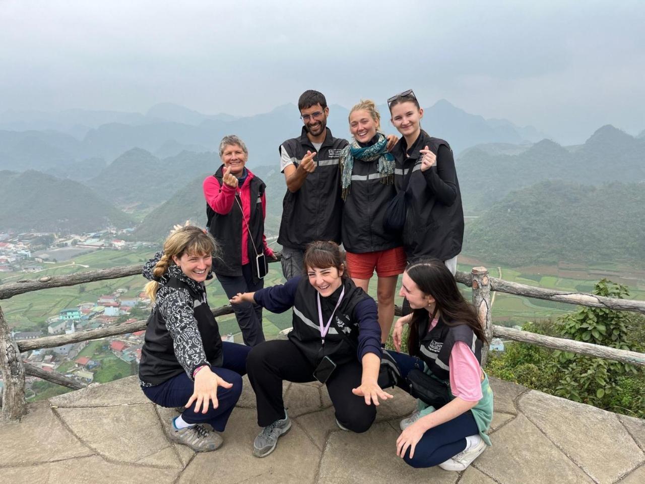 Quiri Hostel Ha Giang Lang Lap エクステリア 写真